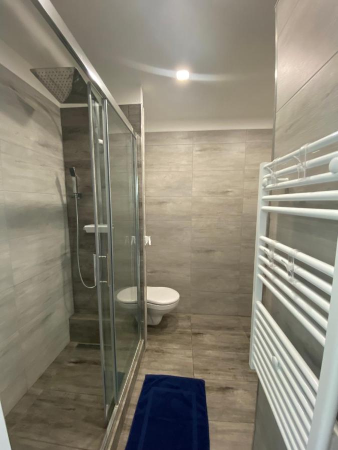 Apartman C. 19 哈拉霍夫 外观 照片